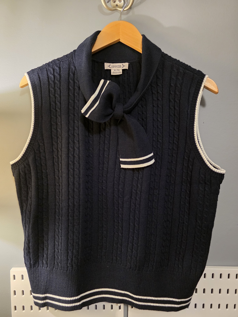 Nanette Lepore Navy Cable-Knit Sleeveless Striped Neck Tie Academia Preppy XL